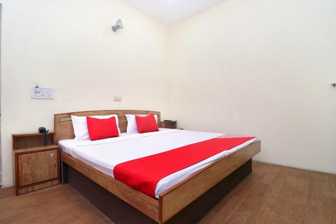 Oyo 19754 Ms Residency Hotel Hoshiarpur Eksteriør billede